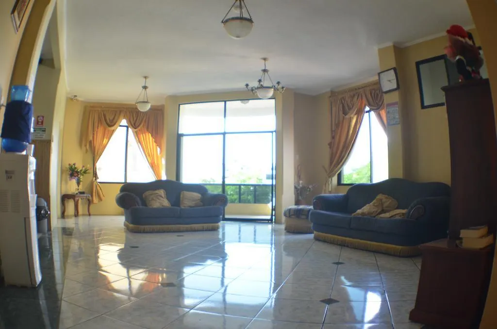 Hostal Andry Puerto Baquerizo Moreno 2*,