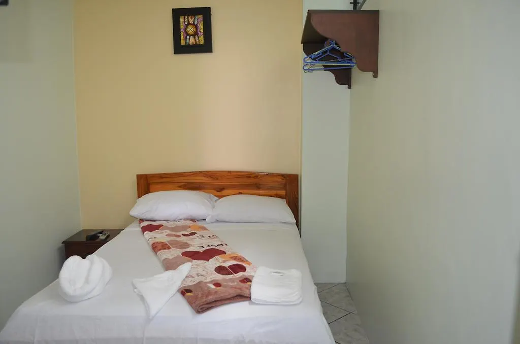 Guest house Hostal Andry Puerto Baquerizo Moreno