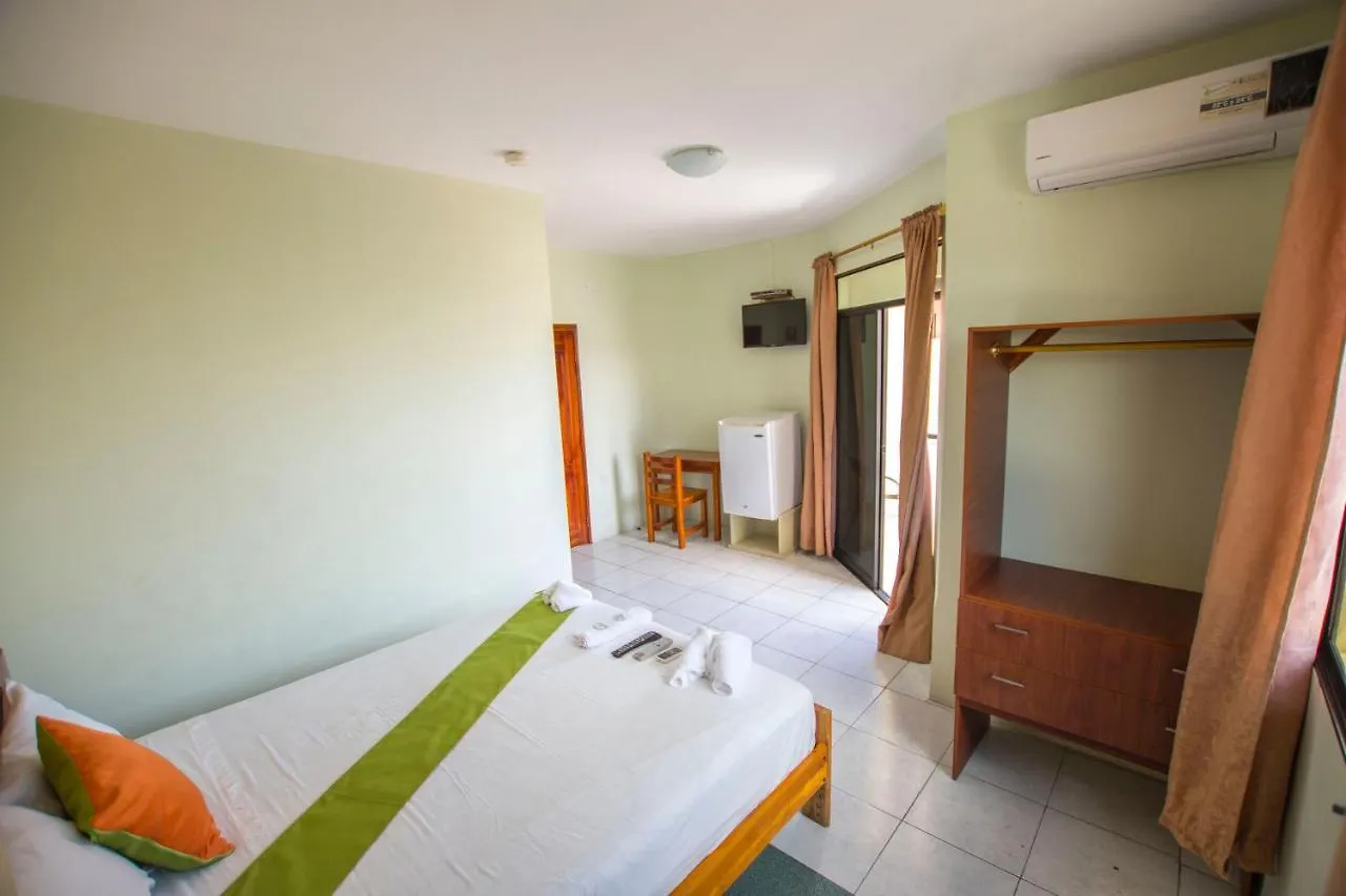 Hostal Andry Puerto Baquerizo Moreno Guest house